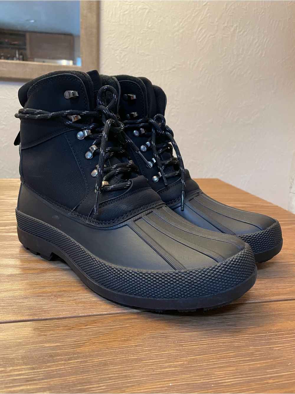 Women's Black Lace-Up Winter Duck Boots